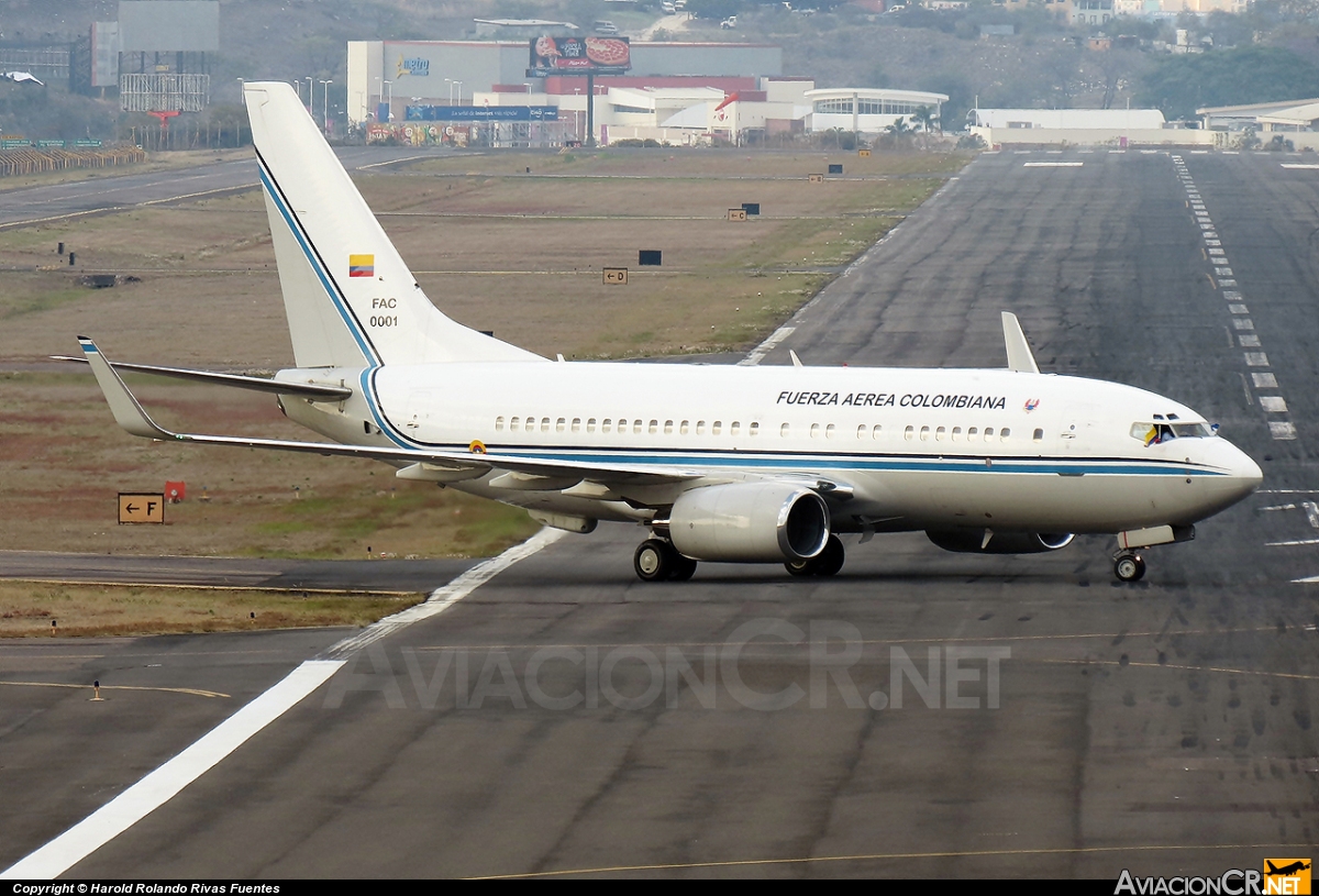 FAC0001 - Boeing 737-74V(BBJ) - Fuerza Aérea Colombiana