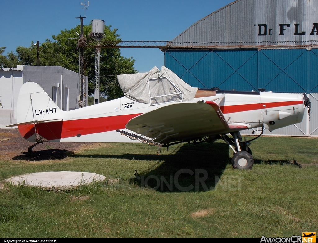 LV-AHT - Piper PA-25-260 Pawnee - Privado