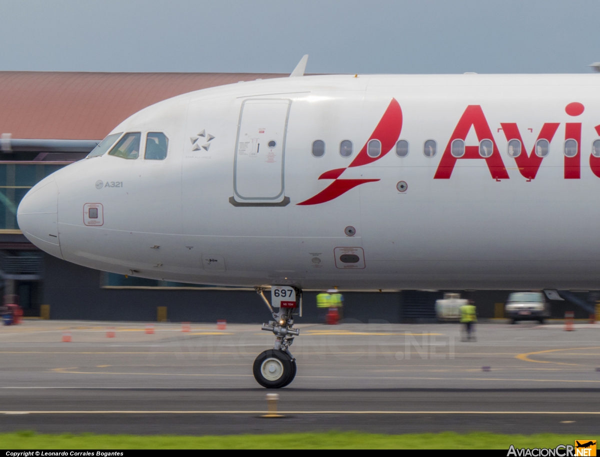 N697AV - Airbus A321-231 - Avianca
