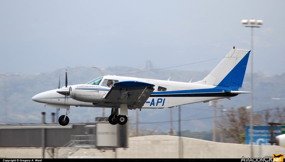 TI-API - Piper PA-34-200T Seneca II - ECDEA - Escuela Costarricense de Aviación