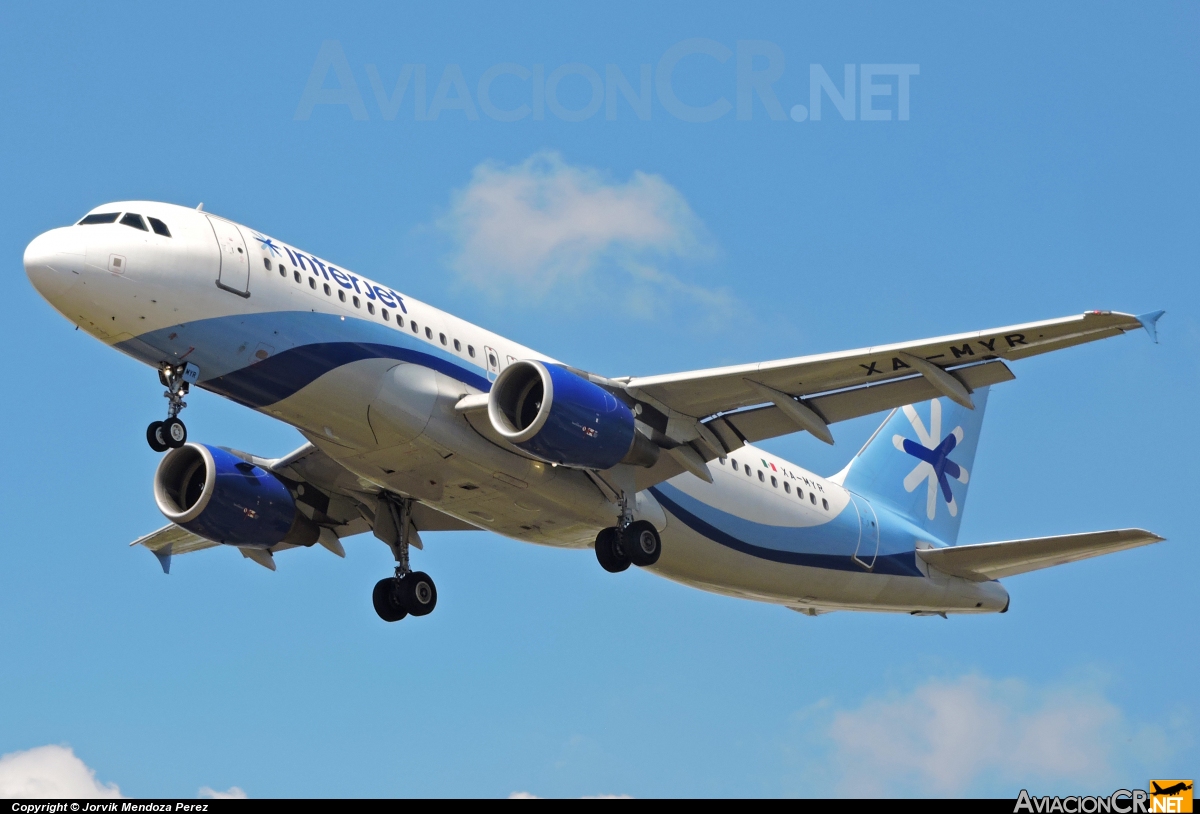 XA-MYR - Airbus A320-214 - Interjet