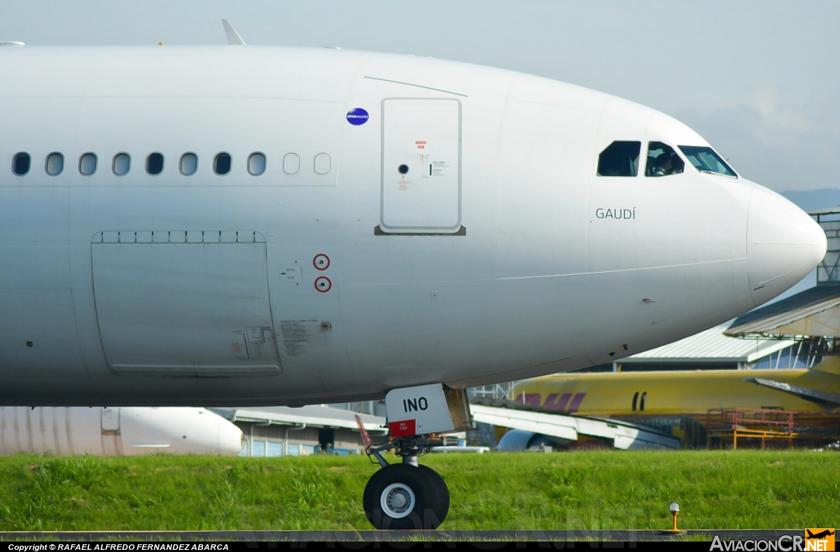 EC-INO - Airbus A340-642 - Iberia