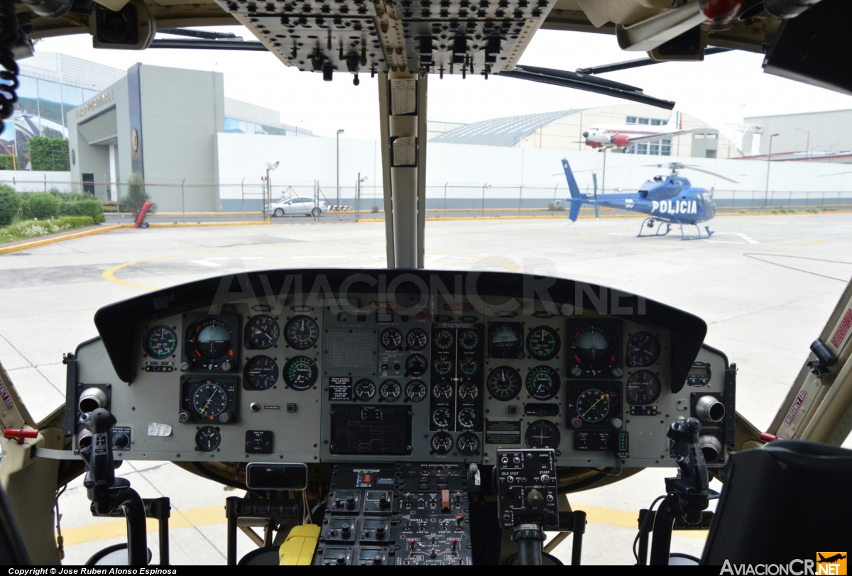 XC-SPV - Bell 412 - Policia del Gobierno del Distrito Federal. México