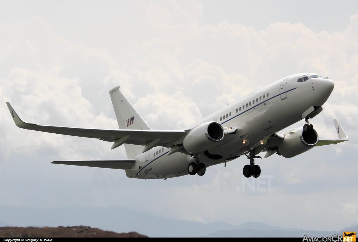 02-0201 - Boeing 737-7CP BBJ - USAF - United States Air Force - Fuerza Aerea de EE.UU
