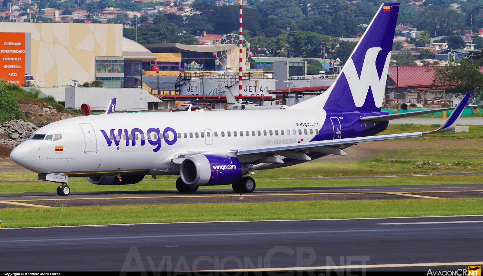 HP-1524CMP - Boeing 737-7V3 - Wingo