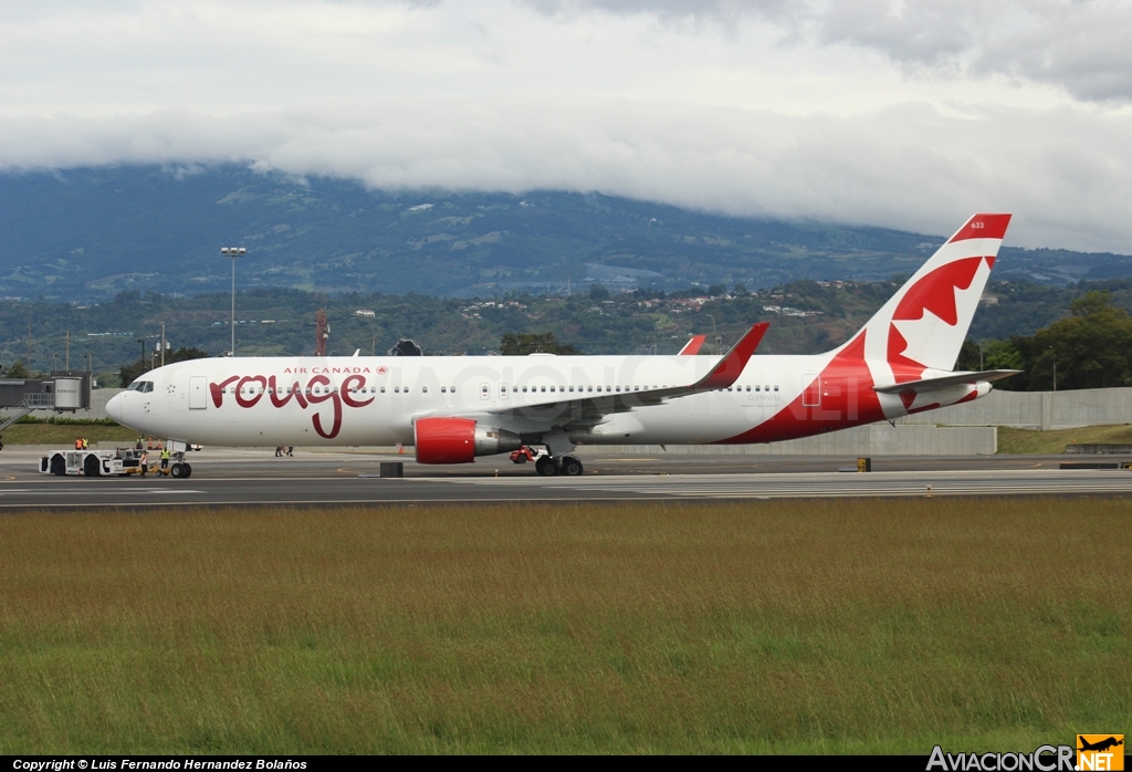 C-FMWU - Boeing 767-333/ER - Air Canada