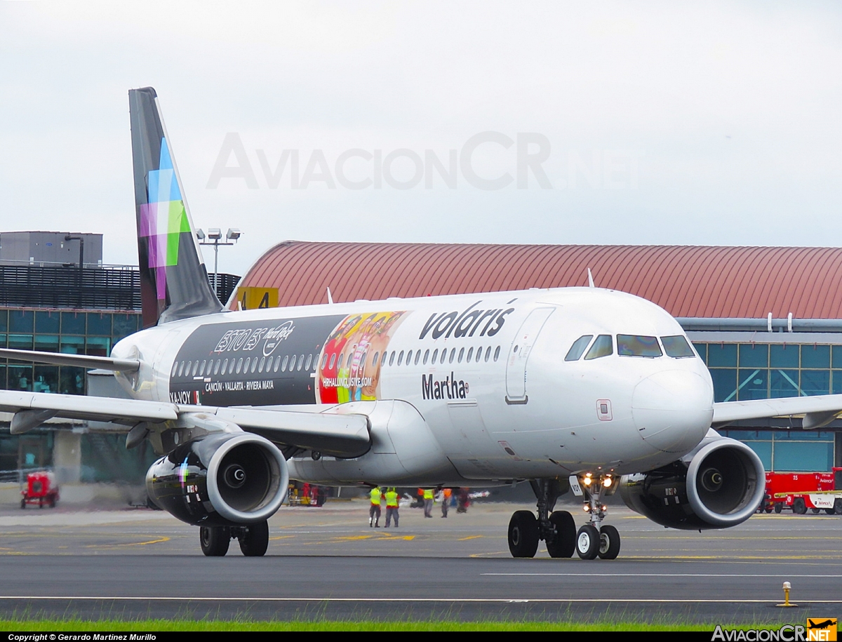 XA-VOY - Airbus A320-233 - Volaris