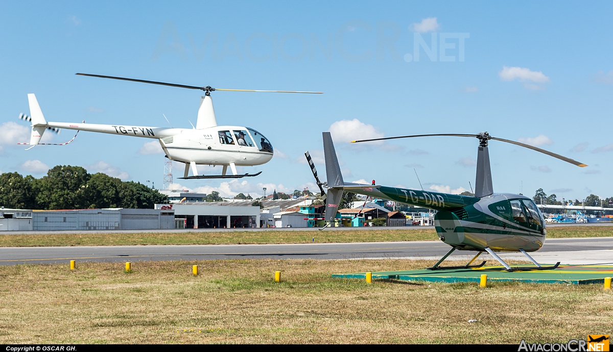 TG-DAR - Robinson R44 Astro - Privado