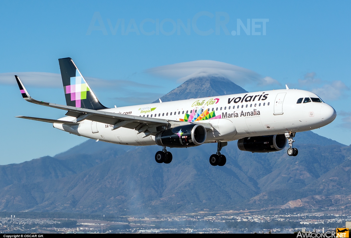 XA-VLR - Airbus A320-233 - Volaris