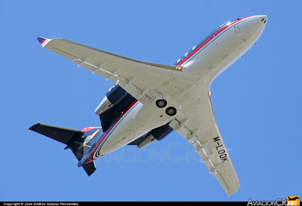 M-LOOK - Canadair CL-600-2B16 Challenger 604 - Privado