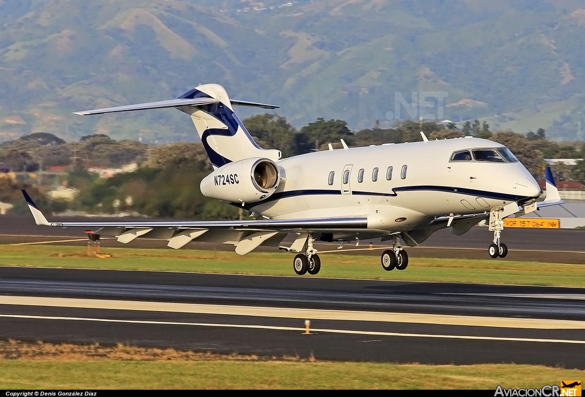 N724SC - Bombardier BD-100-1A10 Challenger 300 - Privado