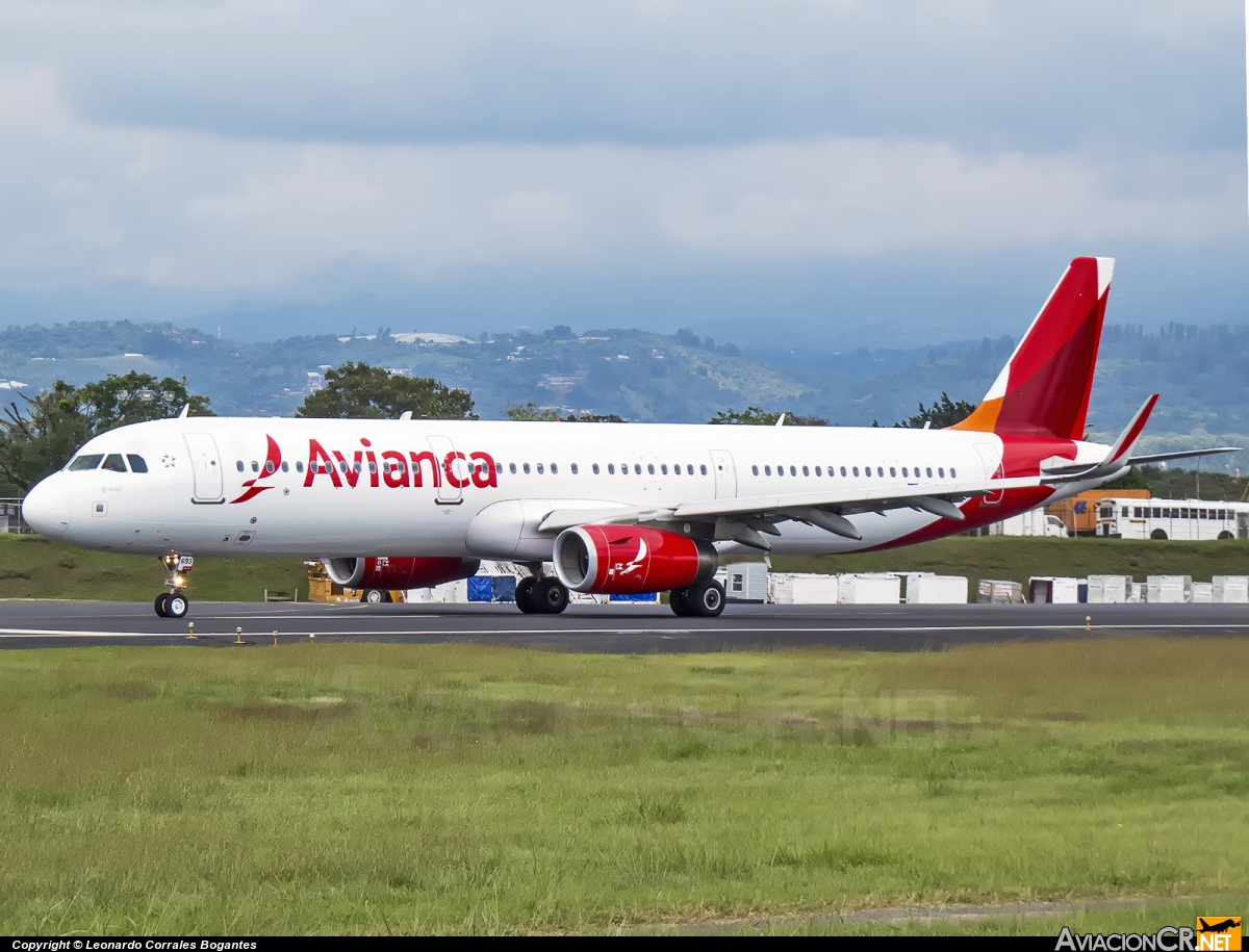 N693AV - Airbus A321-231 - Avianca