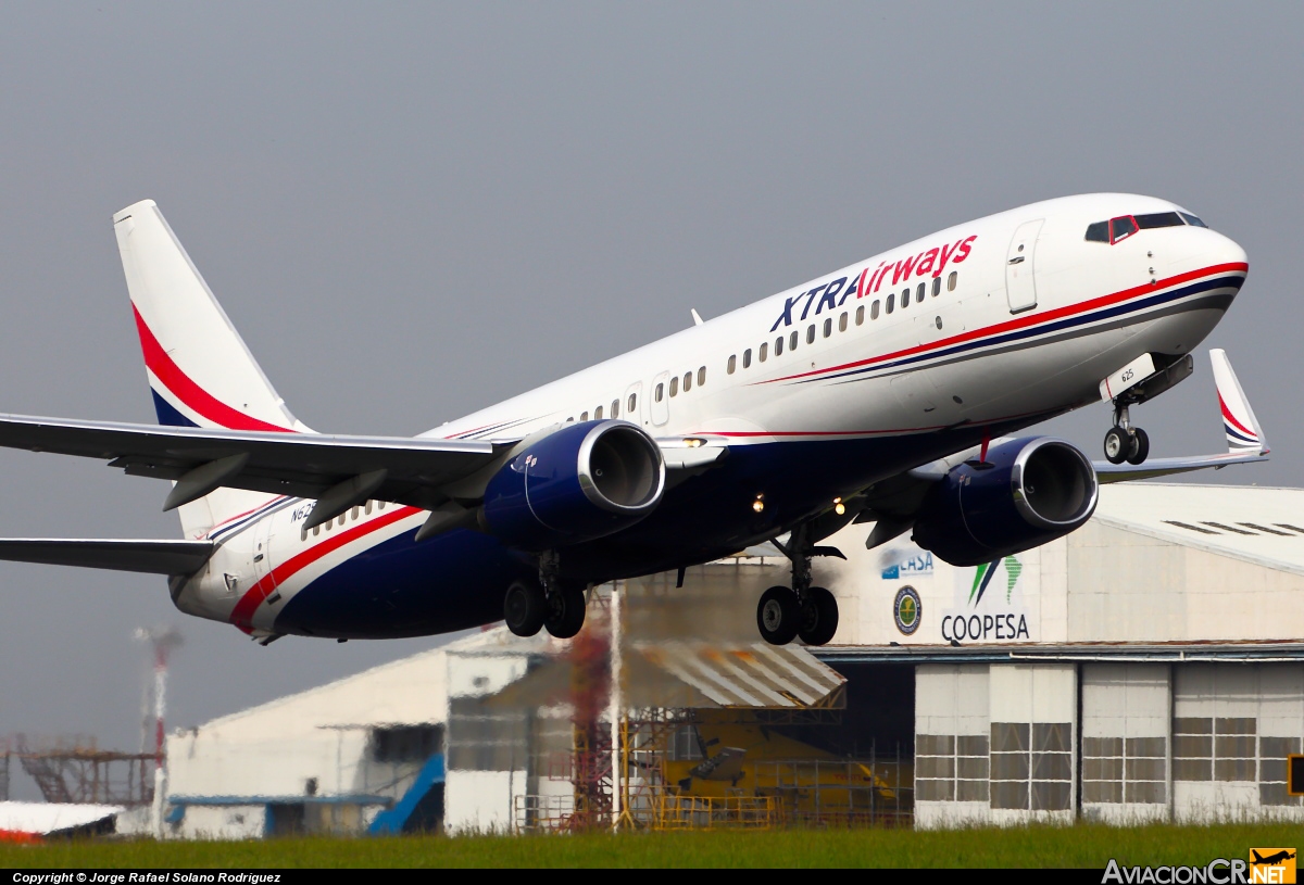 N625XA - Boeing 737-86J - Xtra Airways