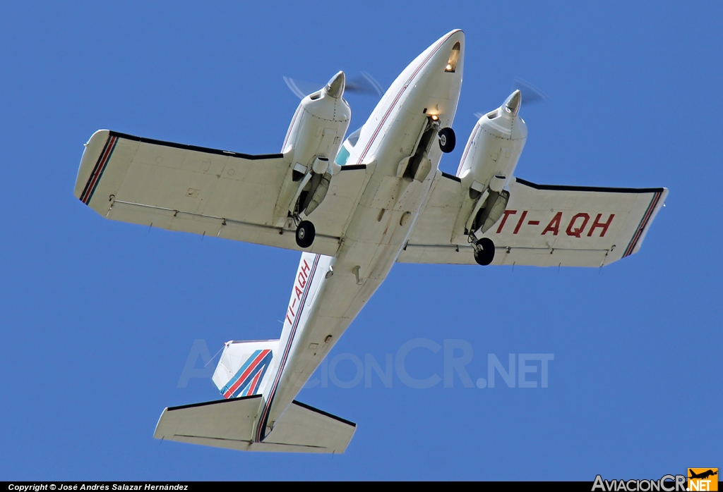 TI-AHQ - Piper PA-28-180 Cherokee D - Aerotica Escuela de Aviación