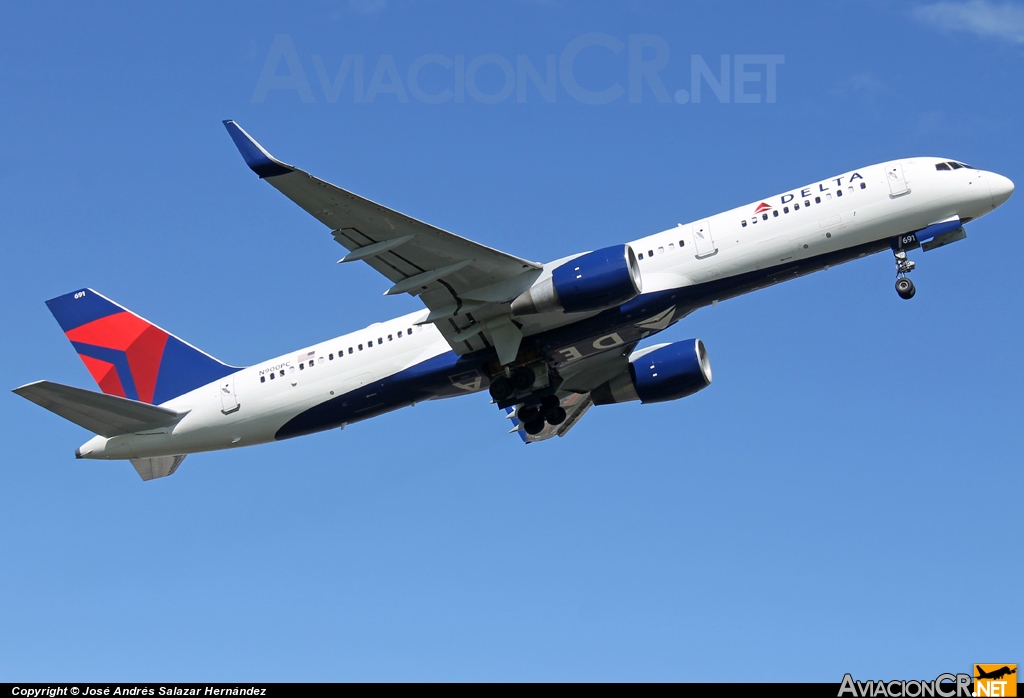 N900PC - Boeing 757-26D - Delta Air Lines