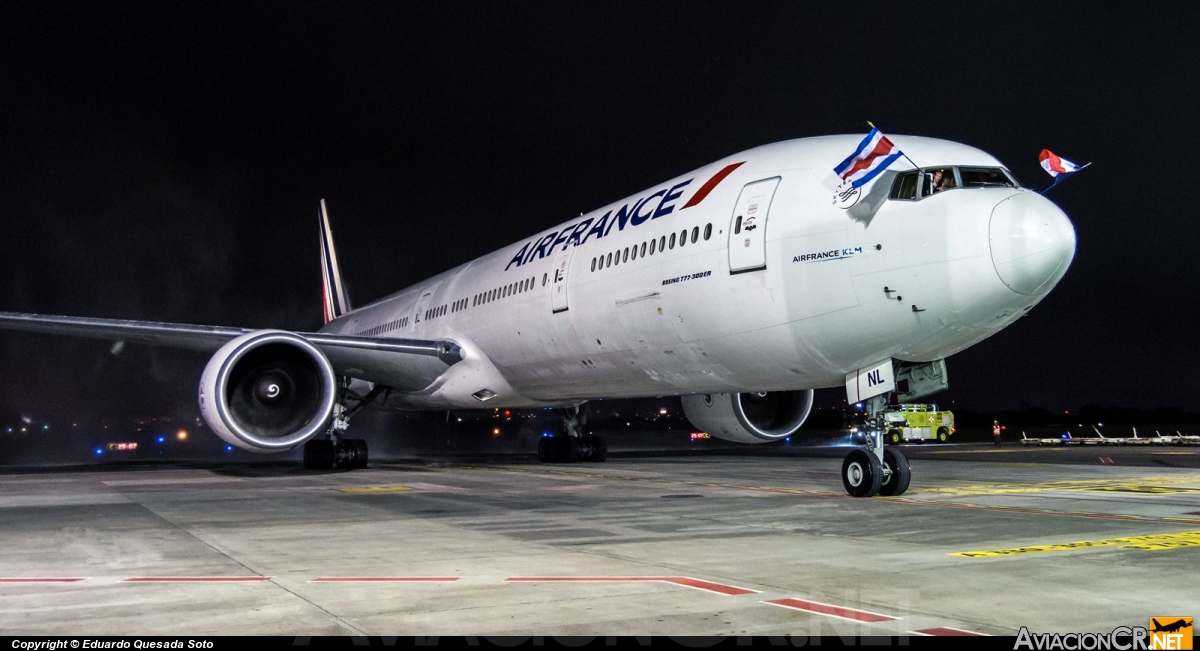 F-GZNL - Boeing 777-328ER - Air France