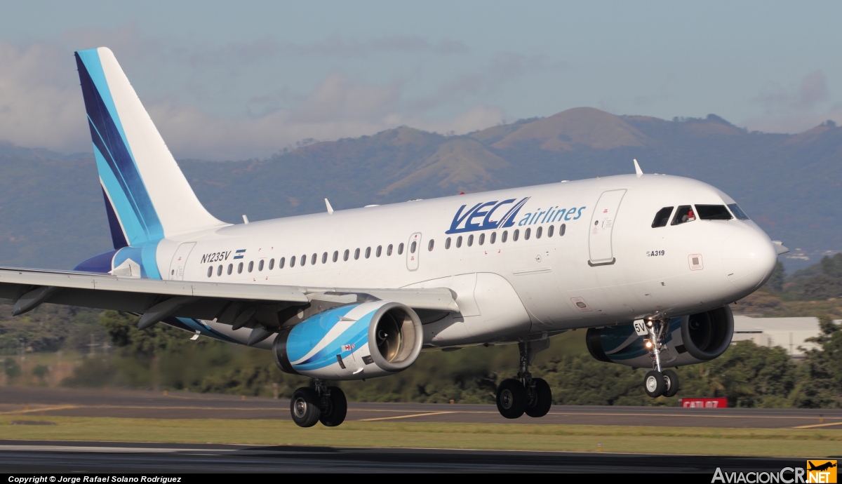 N1235V - Airbus A319-132 - VECA