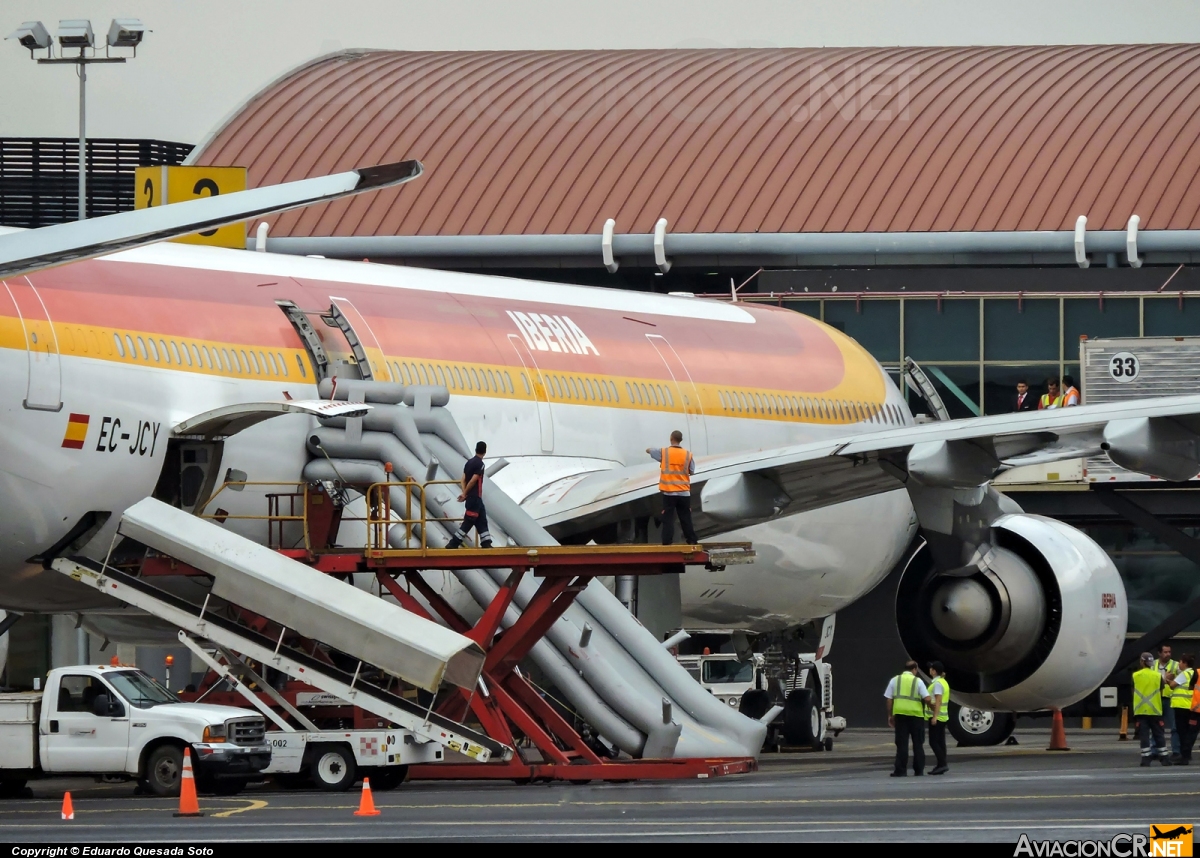 EC-JCY - Airbus A340-642 - Iberia