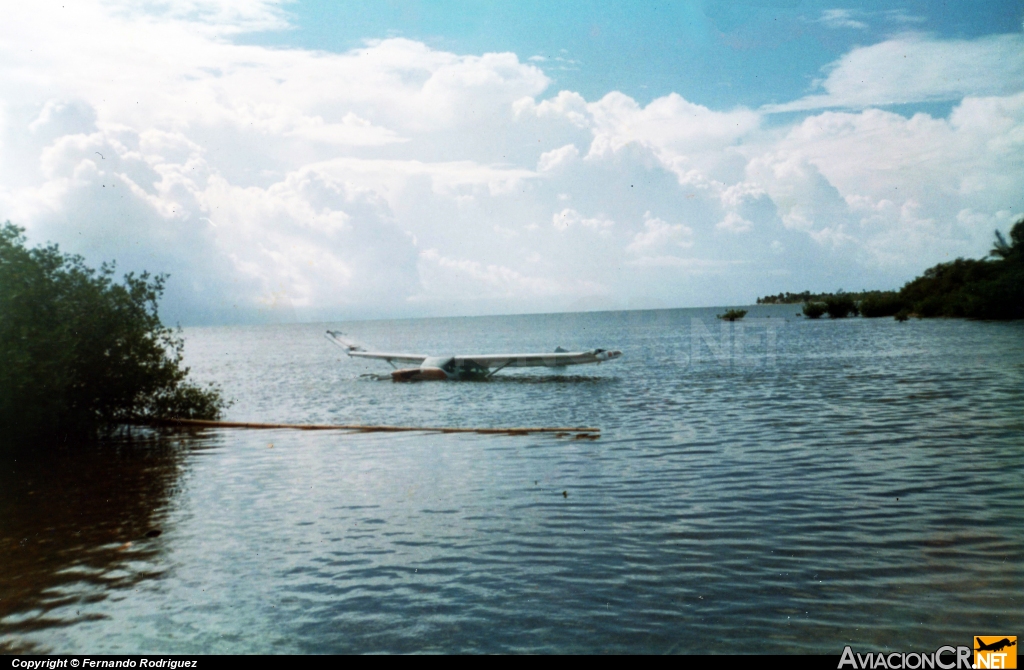 XB-AYU - Cessna 172N - Privado