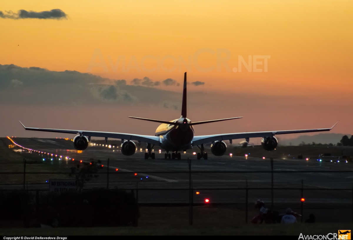 EC-INO - Airbus A340-642 - Iberia