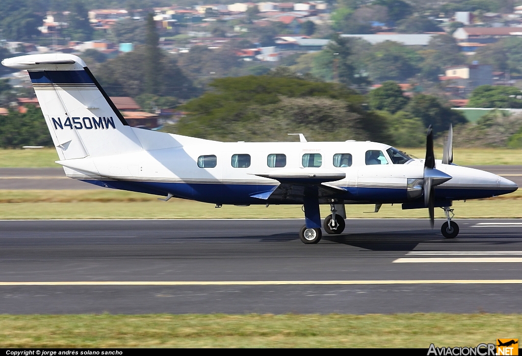 N450MW - Piper PA-42-1000 Cheyenne - Privado