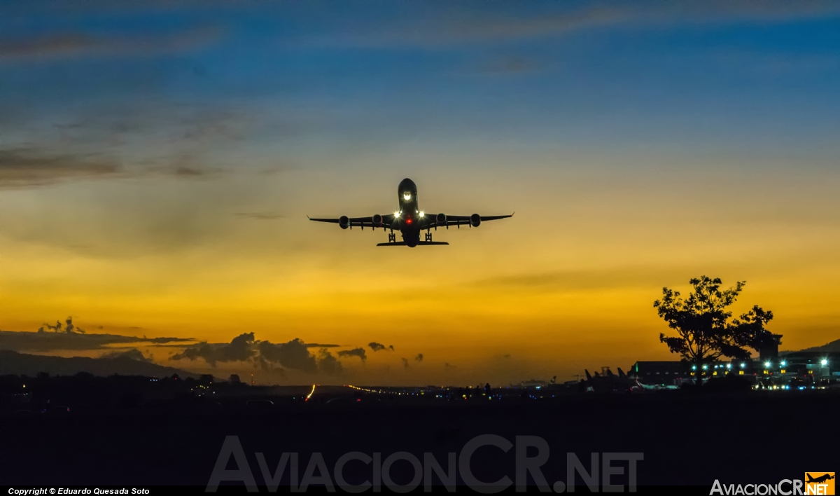 EC-JCY - Airbus A340-642 - Iberia