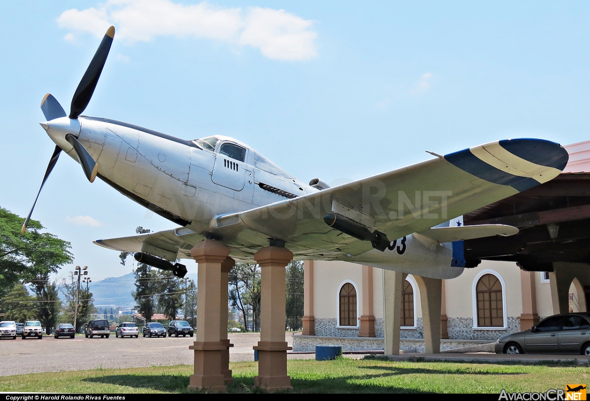 FAH-403 - Bell P-63E King Cobra - Fuerza Aerea Hondureña